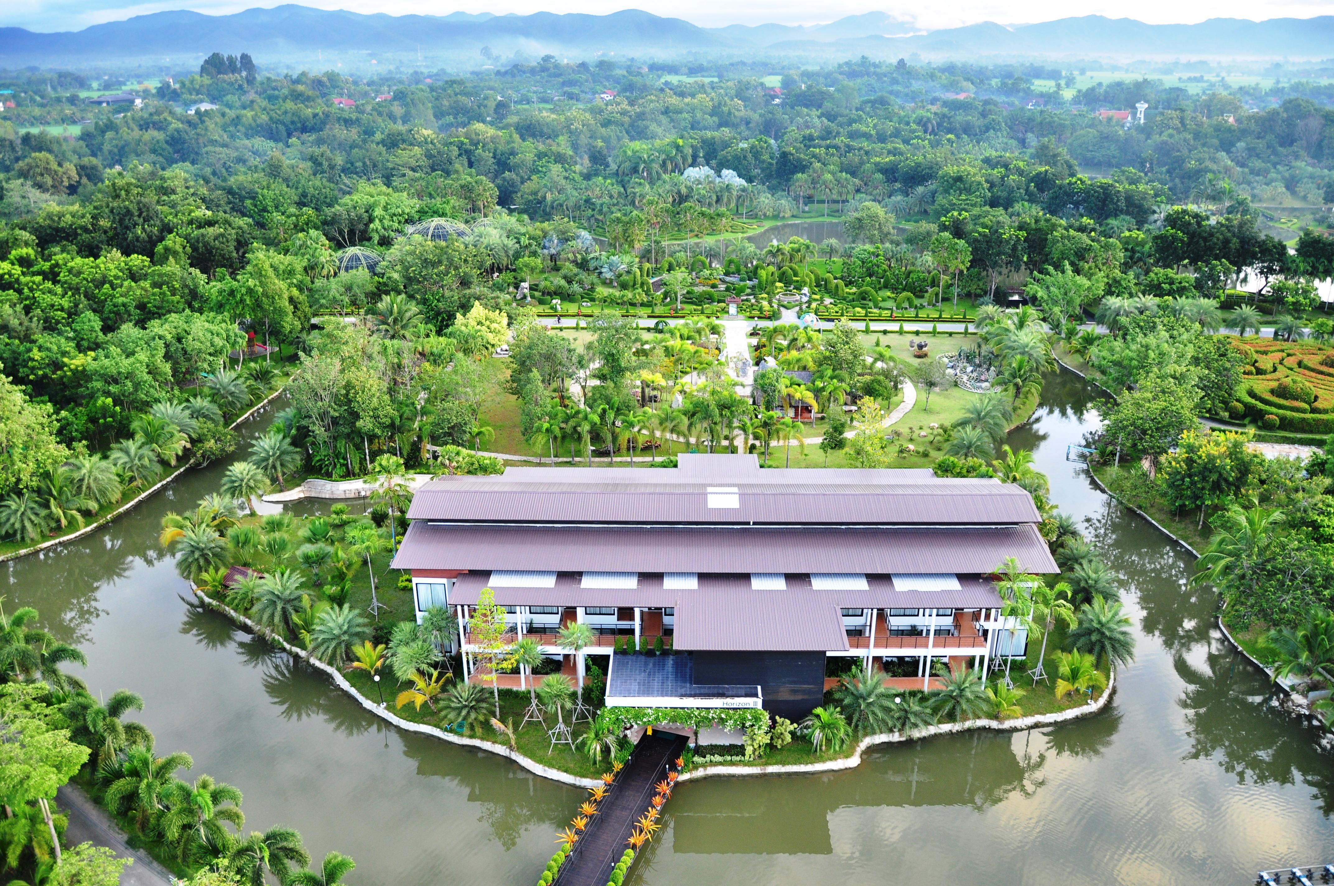 Horizon Village & Resort Doi Saket Exterior photo