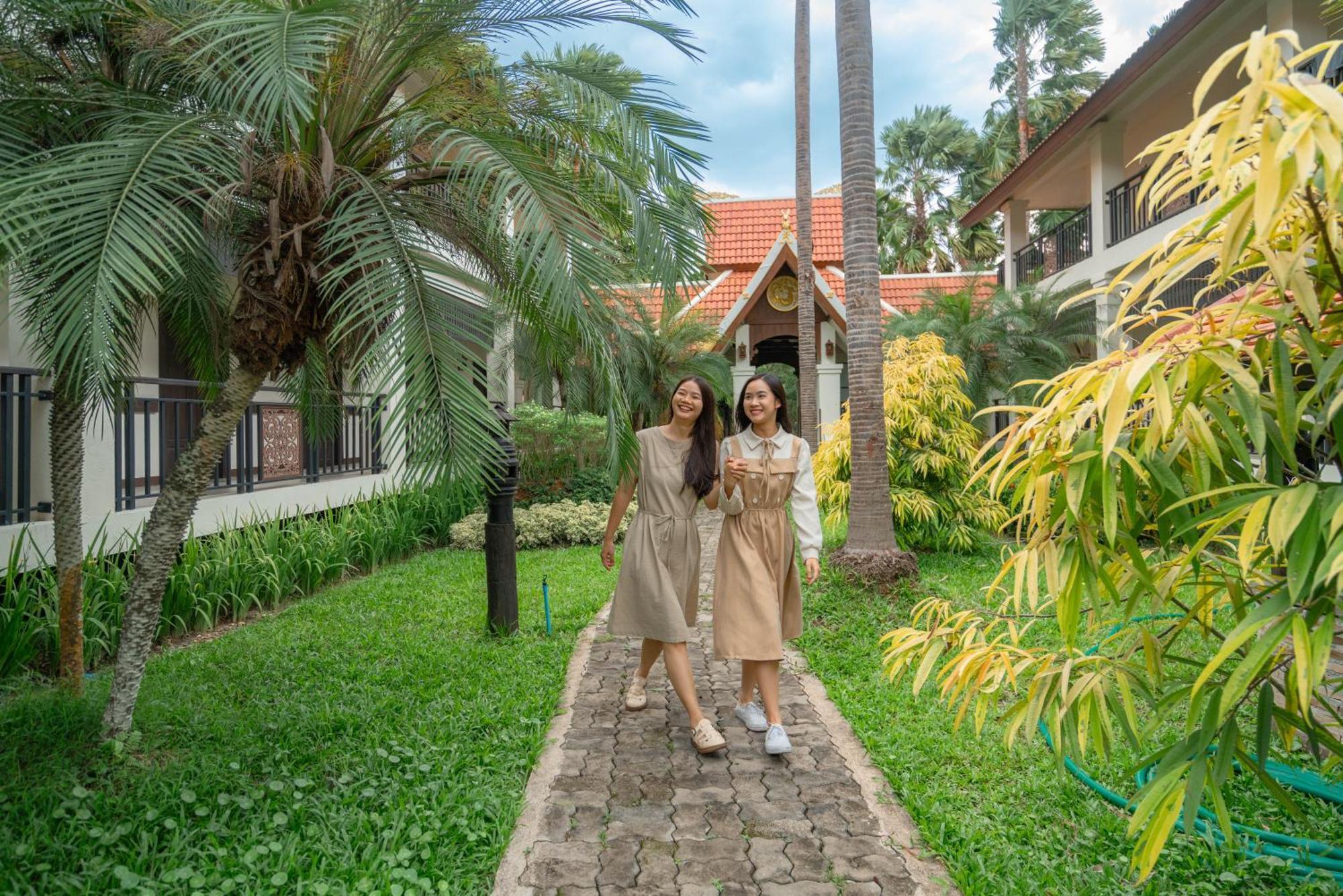 Horizon Village & Resort Doi Saket Exterior photo